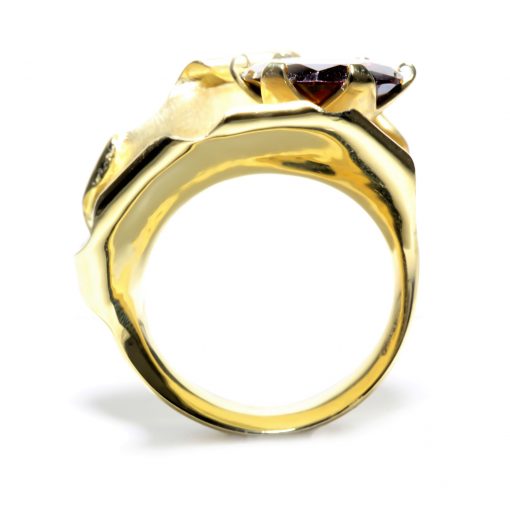 Jedinečný zlatý prsteň s Granátom