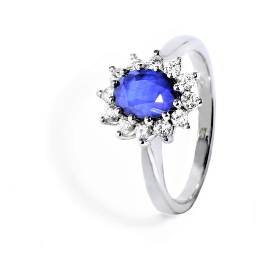 Luxusný diamantový prsteň s nádherným Zafírom