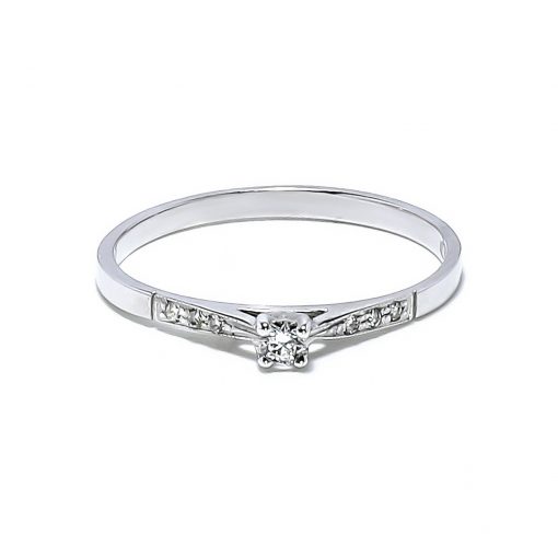 Romantický diamantový prsteň