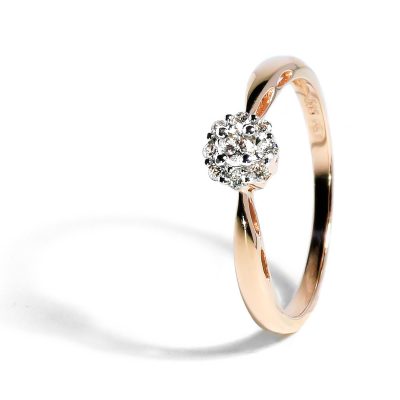 Jedinečný zásnubný prsteň s diamantmi z ružového zlata